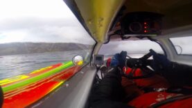 Accident of a racing boat at full speed