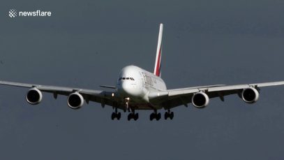 Airbus A380 almost loses control after crosswind landing